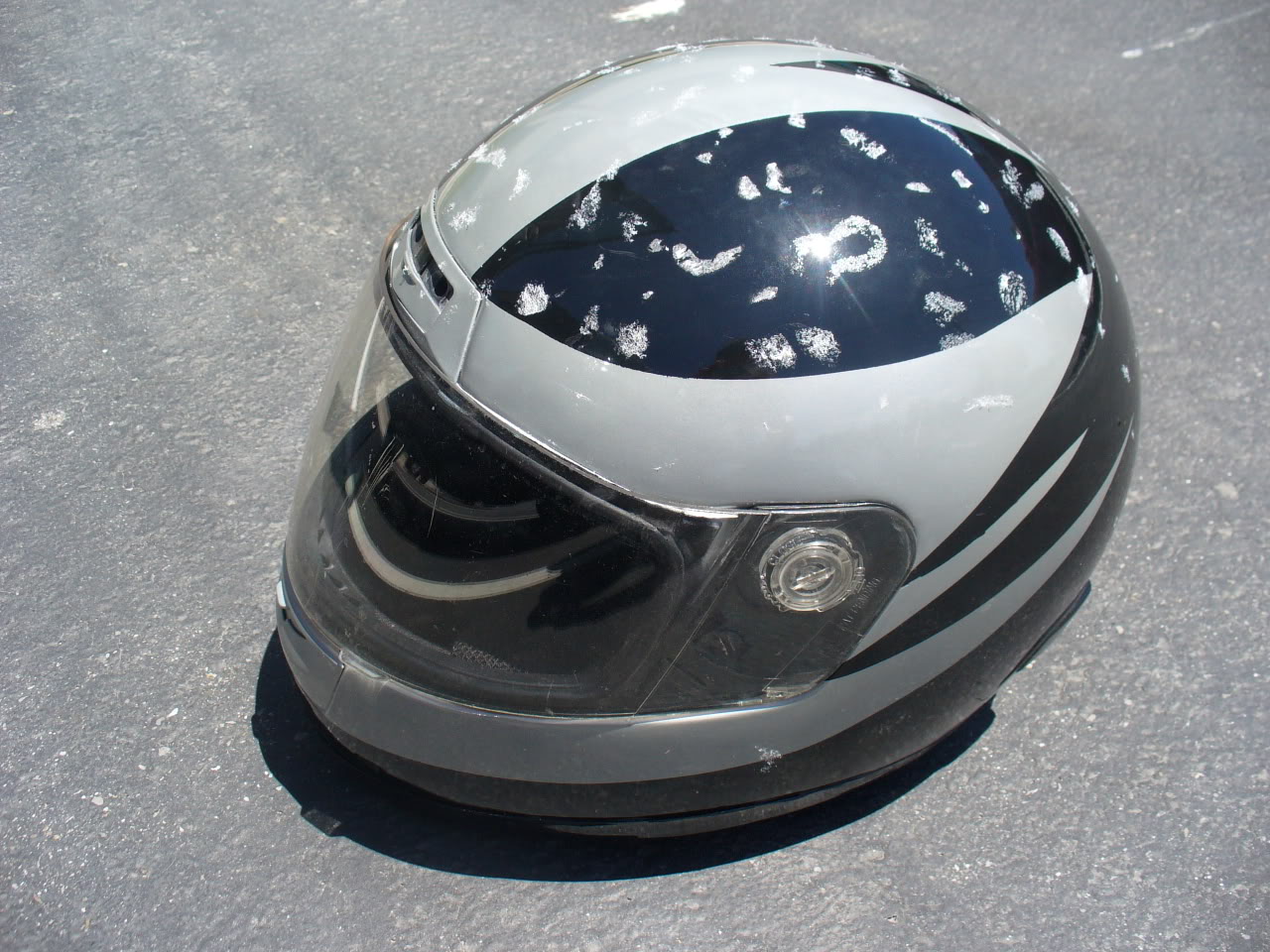 Name:  helmet3.jpg
Views: 20
Size:  225.2 KB