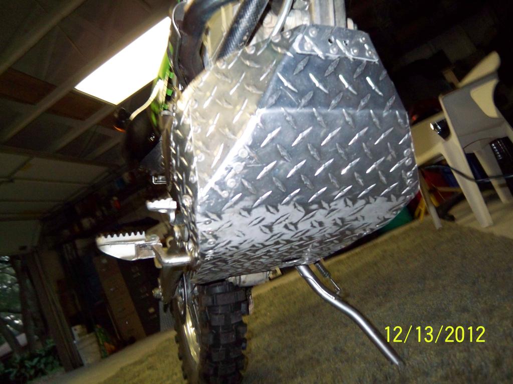 Name:  klx004_zps58e23e0d.jpg
Views: 106
Size:  98.7 KB