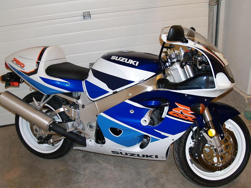 Name:  GSX-R75OJul2006.jpg
Views: 173
Size:  104.4 KB