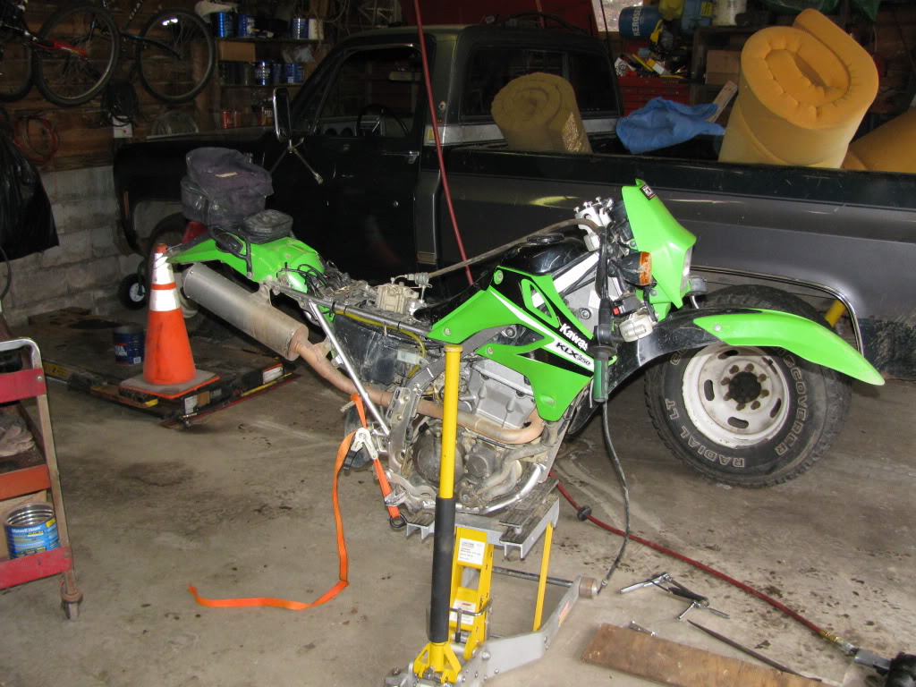 Name:  klx008.jpg
Views: 133
Size:  153.6 KB