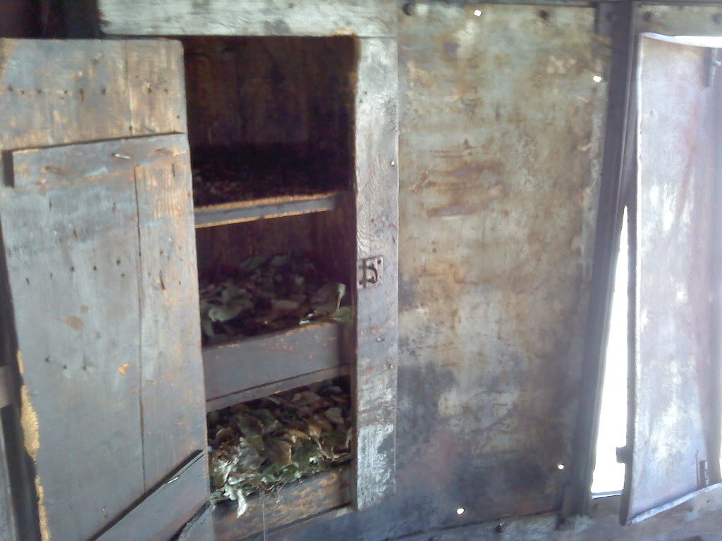 Name: 0903111027b.jpg
Views: 202
Size: 105.1 KB