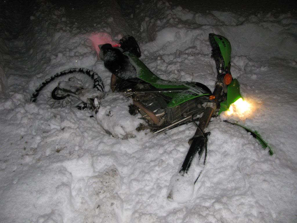 Name: snowbike003.jpg
Views: 71
Size: 89.6 KB