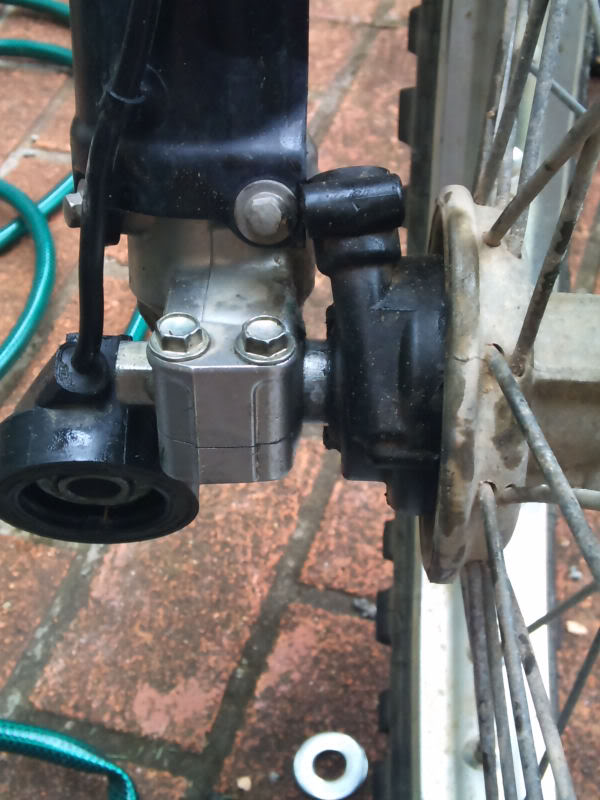 Name:  Frontfittedbrakespeedoside.jpg
Views: 969
Size:  71.9 KB