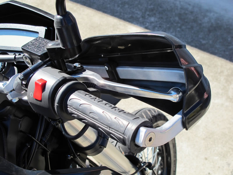 Name:  BarkbusterStormHandGuards7.jpg
Views: 437
Size:  100.0 KB