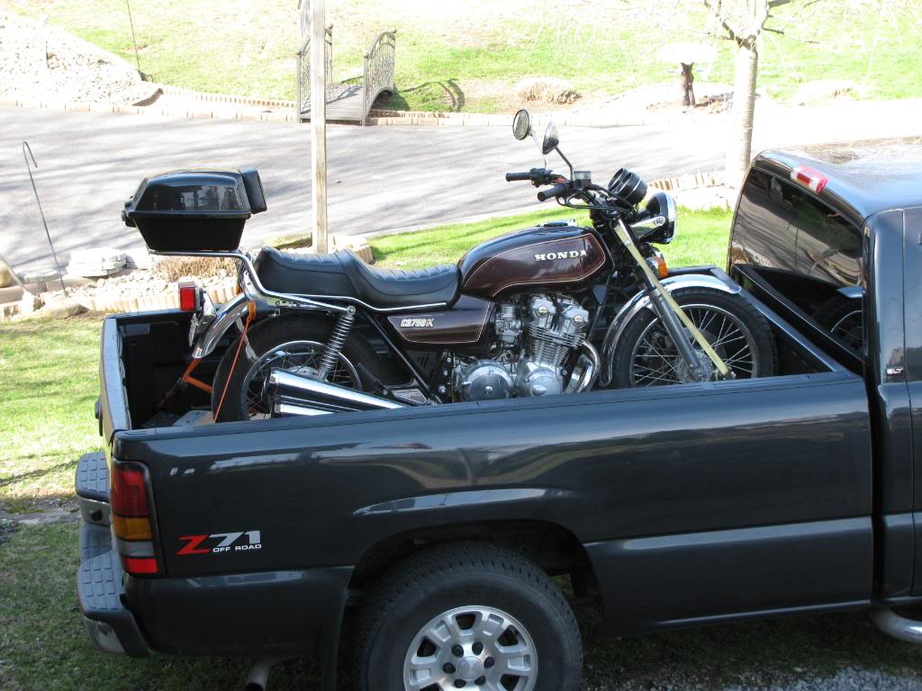 Name:  KLR017.jpg
Views: 79
Size:  125.7 KB