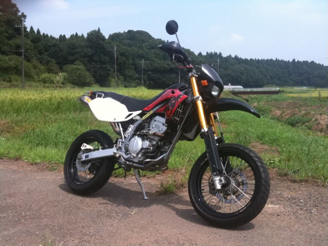 Name:  20100317550-1.jpg
Views: 19
Size:  77.7 KB