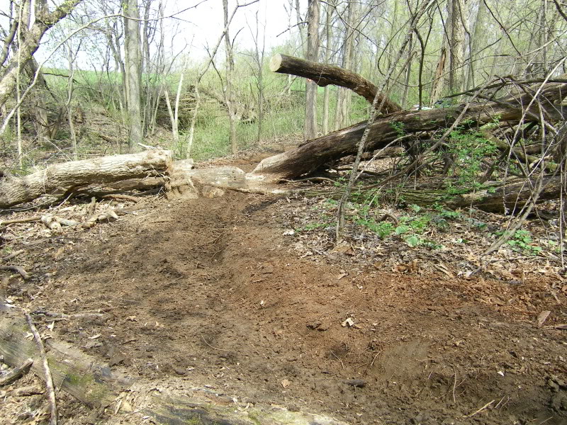 Name:  DualsportrideLeafRiver4-11-201051.jpg
Views: 93
Size:  242.8 KB