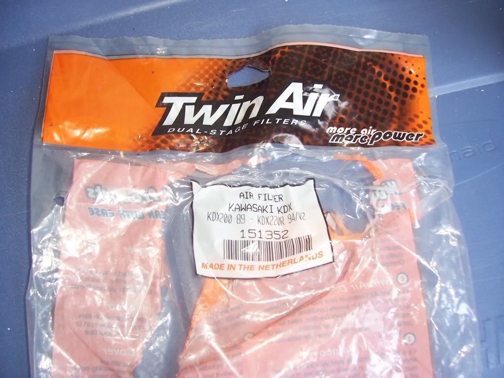 Name:  air33.jpg
Views: 35
Size:  115.5 KB