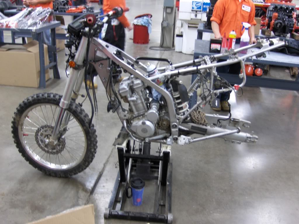 Name:  KLXTeardown003.jpg
Views: 41
Size:  138.9 KB