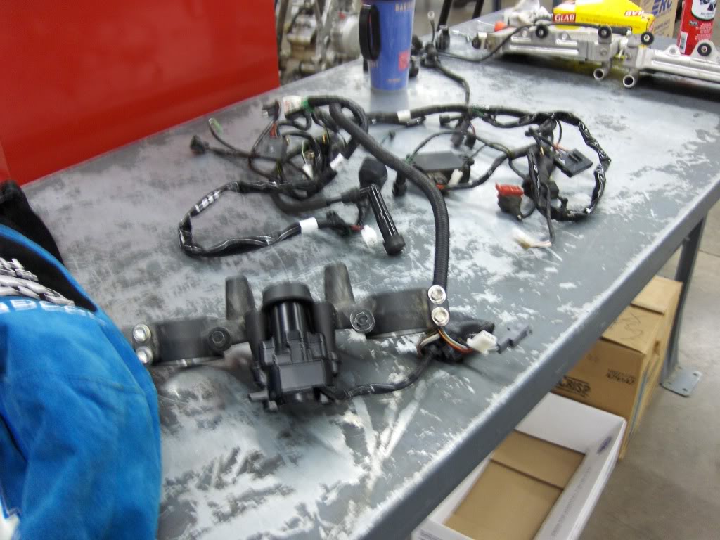 Name:  KLXTeardown021.jpg
Views: 45
Size:  130.3 KB