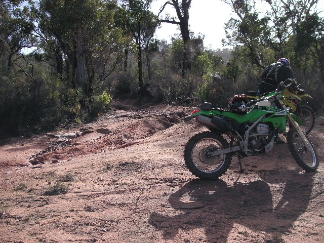 Name:  PICT0043-2.jpg
Views: 88
Size:  111.3 KB