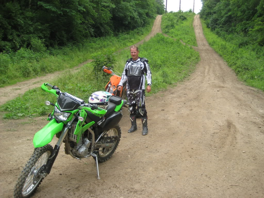 Name:  thrashers6-14-09012.jpg
Views: 68
Size:  213.4 KB