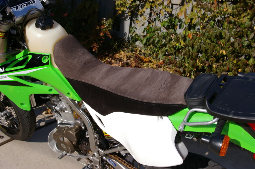 Name:  newseatcloseup1highres.jpg
Views: 20
Size:  187.8 KB