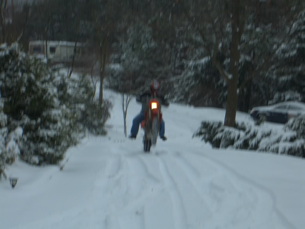 Name:  030708Snow.jpg
Views: 28
Size:  80.8 KB