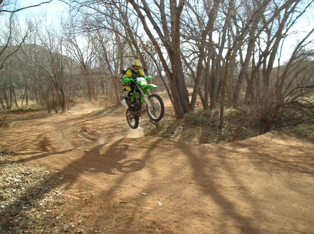 Name: motopics061.jpg
Views: 56
Size: 163.5 KB