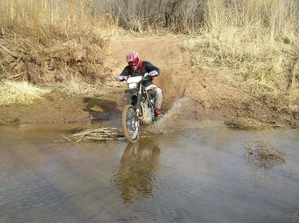 Name: motopics015.jpg
Views: 97
Size: 143.2 KB