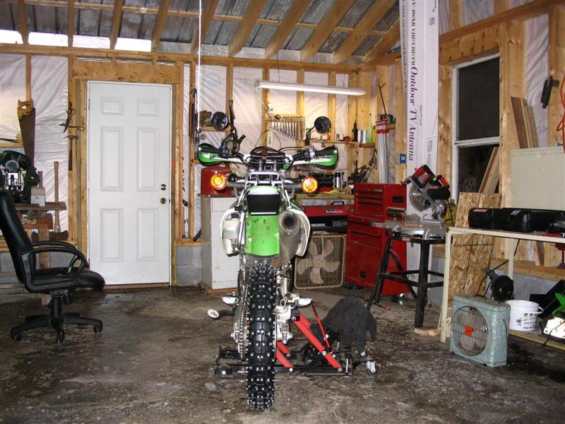 Name: KLX175Medium.jpg
Views: 219
Size: 93.8 KB