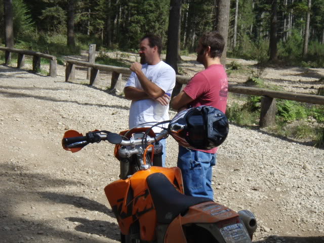 Name:  P9083134.jpg
Views: 22
Size:  99.4 KB