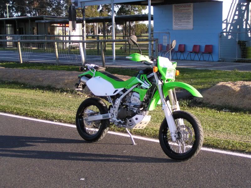 Name:  track2.jpg
Views: 88
Size:  122.9 KB