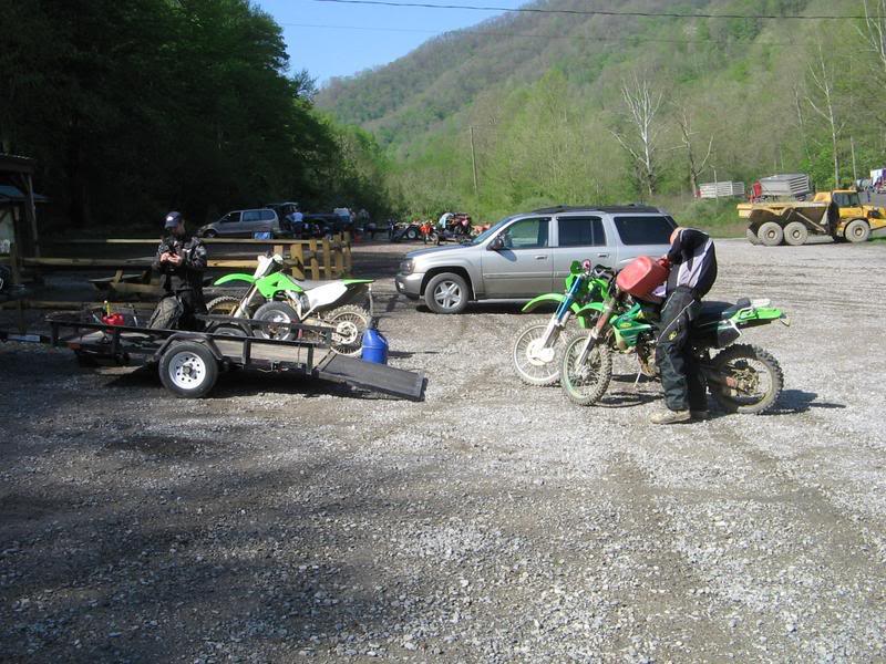 Name:  hatfieldmcoy091.jpg
Views: 319
Size:  110.4 KB