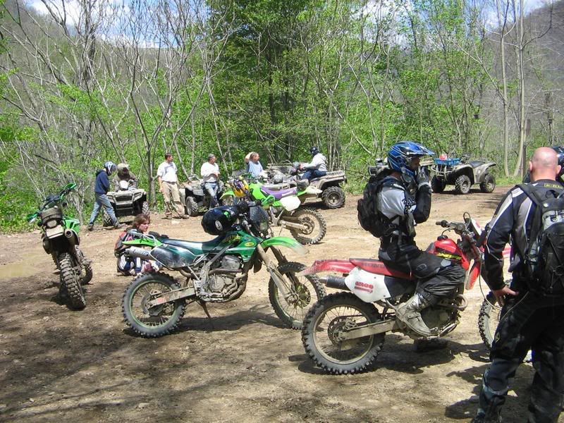 Name:  hatfieldmcoy109.jpg
Views: 294
Size:  144.3 KB