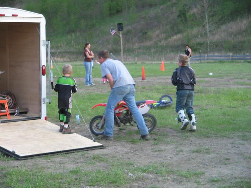 Name:  hatfieldmcoy085.jpg
Views: 307
Size:  64.8 KB