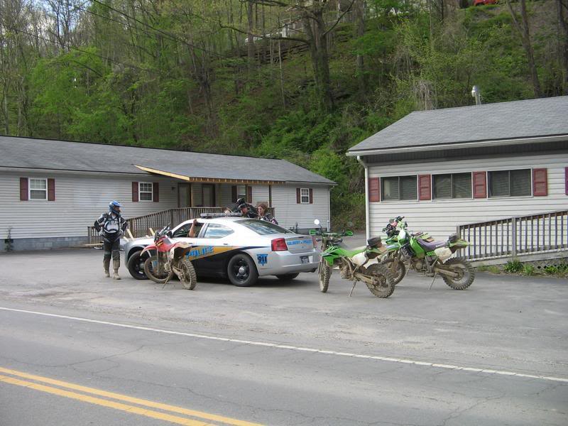 Name:  hatfieldmcoy033.jpg
Views: 265
Size:  83.5 KB