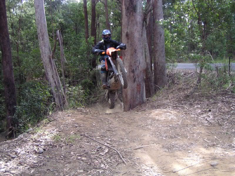 Name: philjump.jpg
Views: 62
Size: 136.6 KB