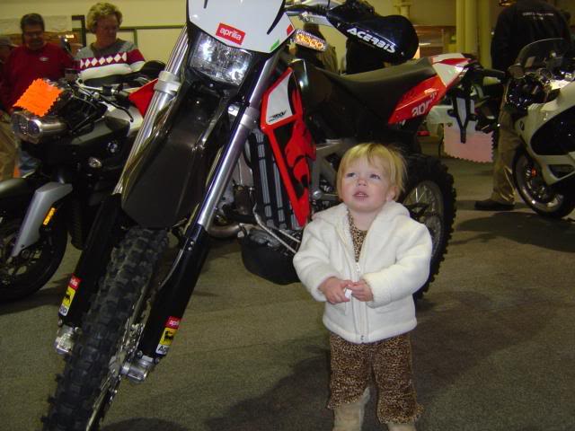 Name: KLX084.jpg
Views: 20
Size: 51.1 KB