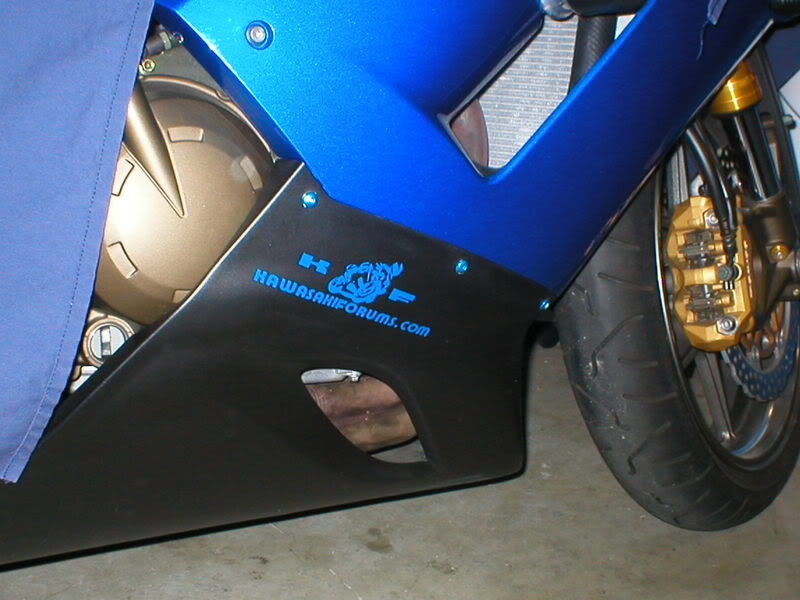 Name:  bluestickers003.jpg
Views: 65
Size:  68.8 KB