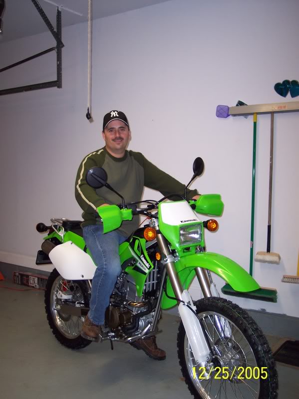 Name:  dirtbikeingarage1.jpg
Views: 79
Size:  63.5 KB