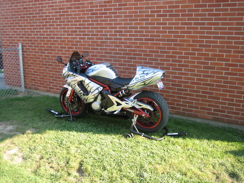 Name:  outside005.jpg
Views: 24
Size:  159.0 KB