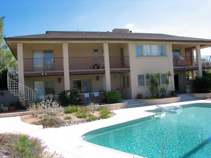 Name:  HOUSE_BACK.jpg
Views: 16
Size:  86.6 KB